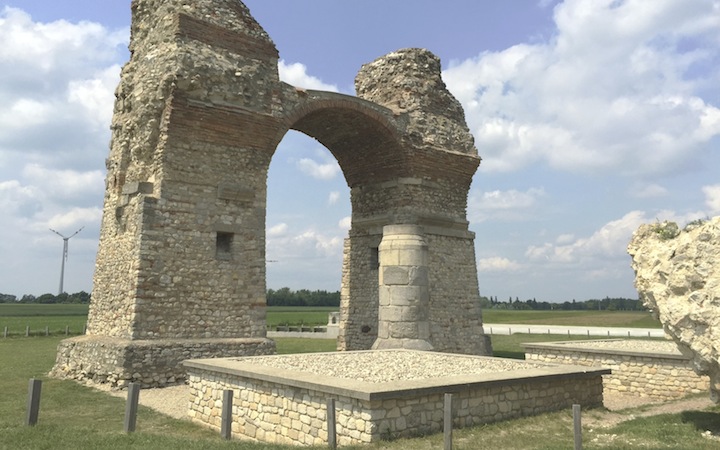 CARNUNTUM – FORMER ROMAN MILITARY CAMP