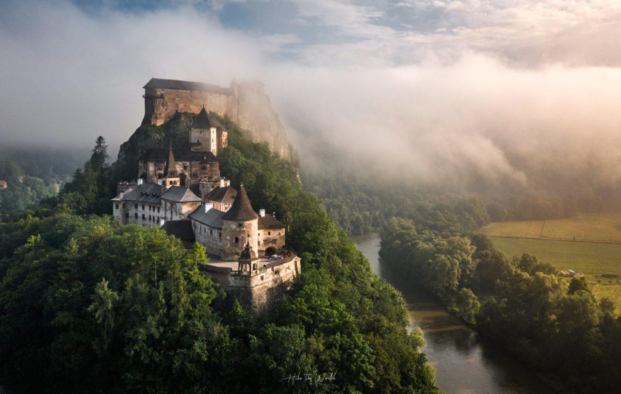 https://www.bestslovakiatours.com/wp-content/uploads/2023/03/slovakia-orava-castle-1-1280x813.jpg